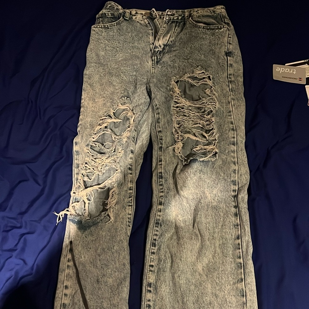 Ripped jeans size small